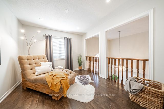 3102 Jenn Ave