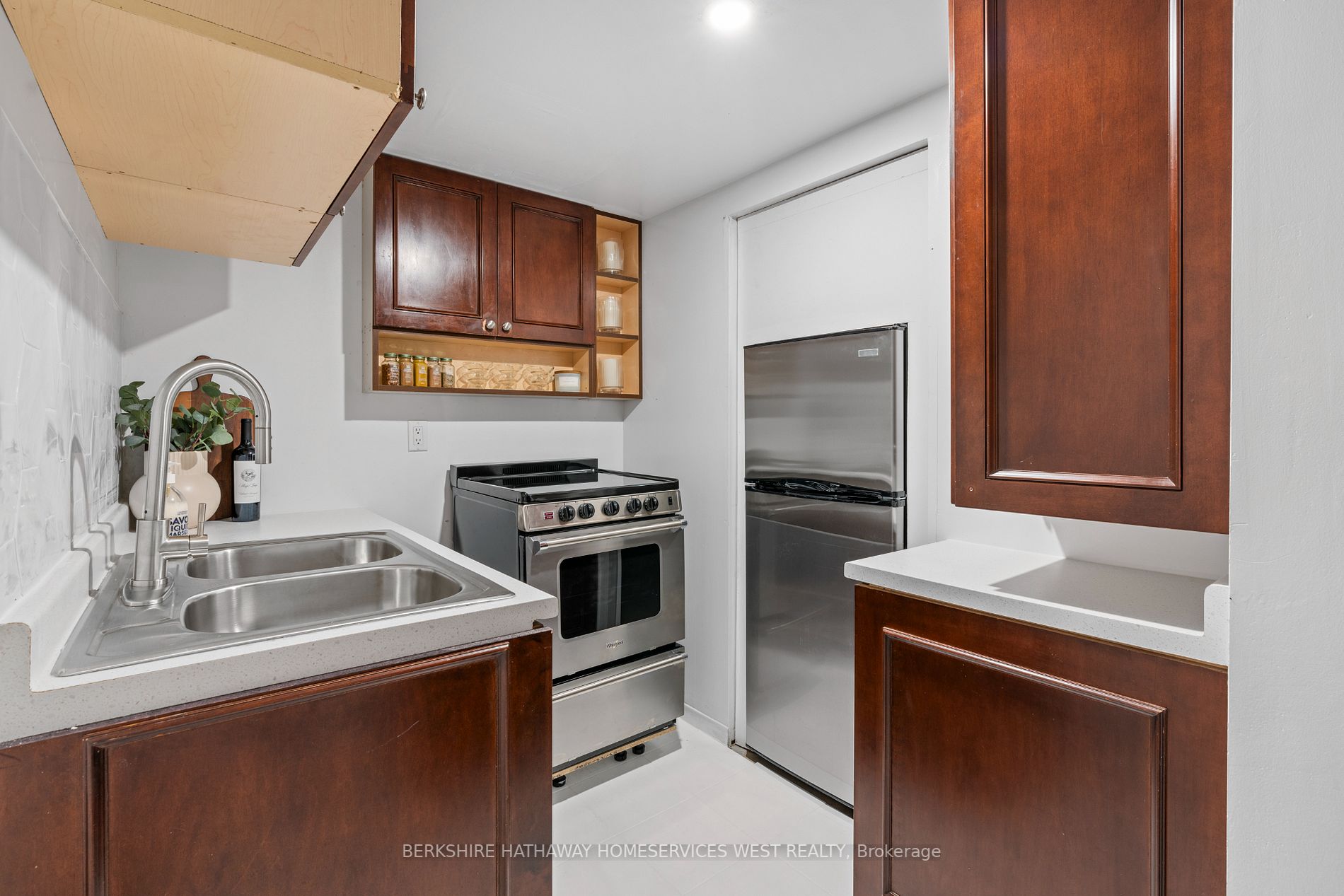 90 Great Oak Dr