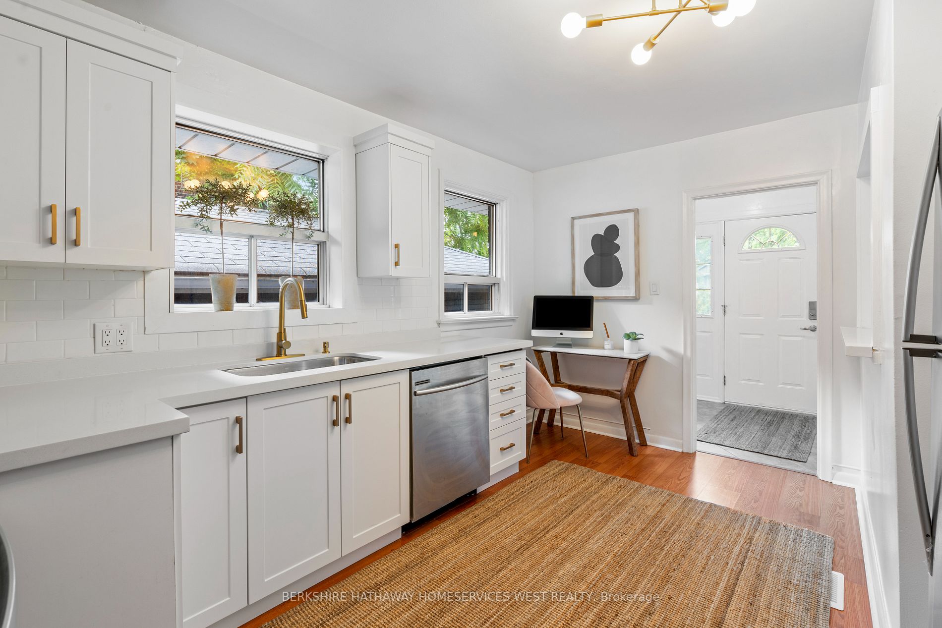 90 Great Oak Dr