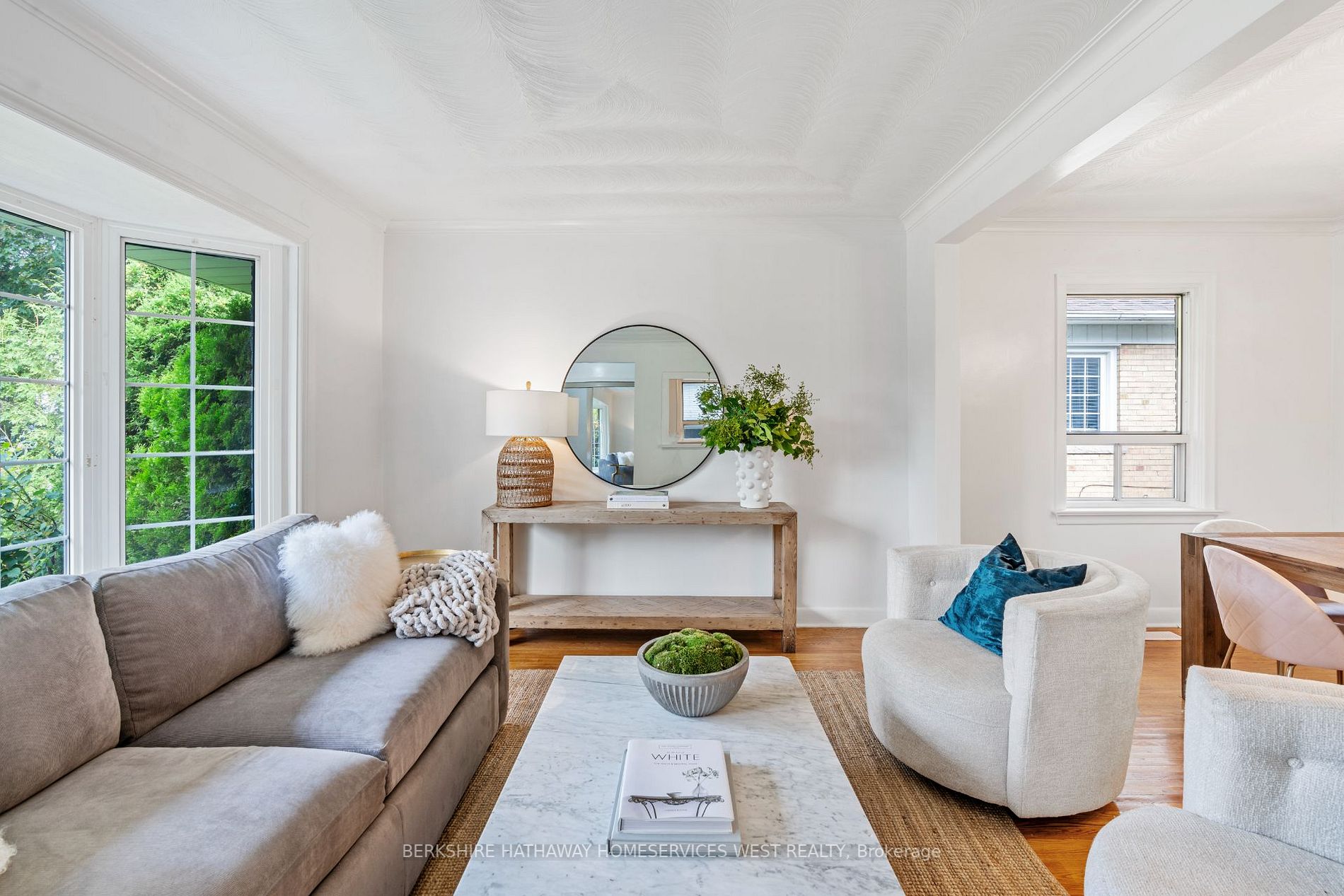 90 Great Oak Dr