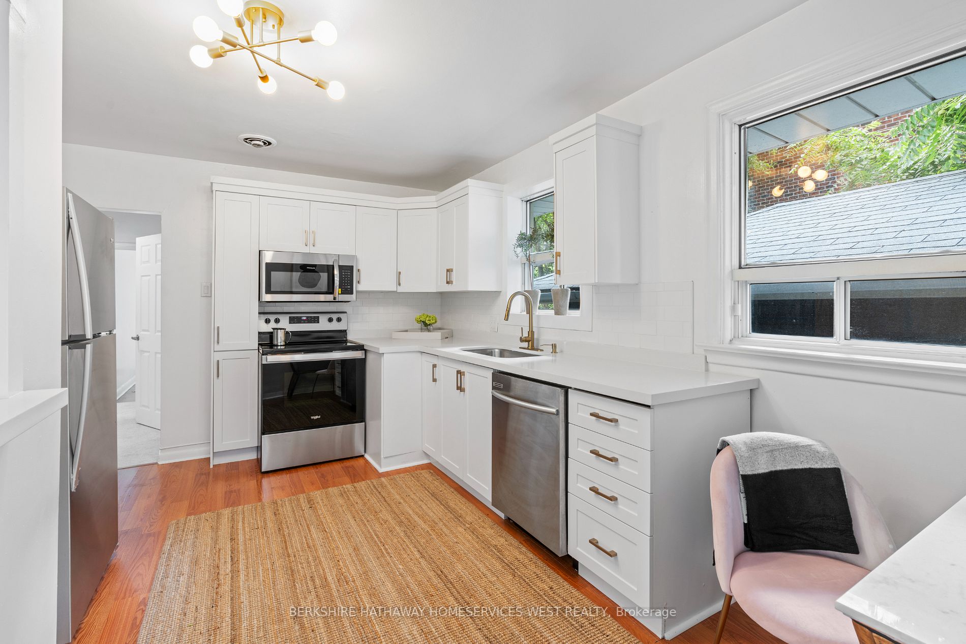 90 Great Oak Dr