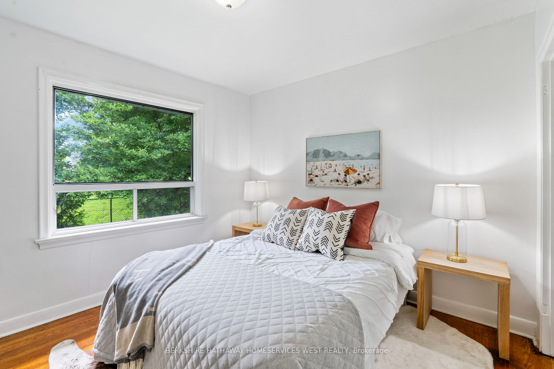 90 Great Oak Dr