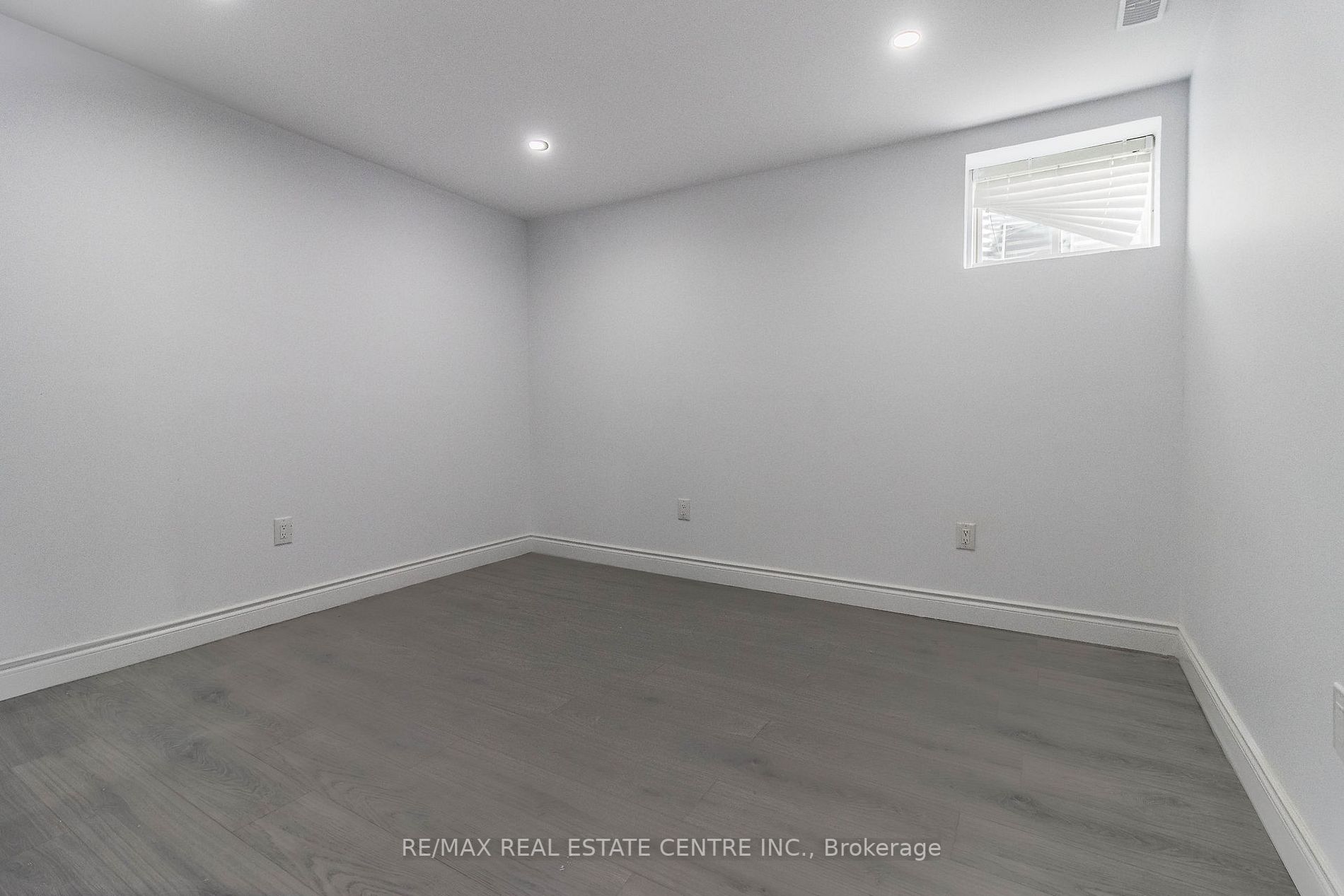 72 Circus Cres