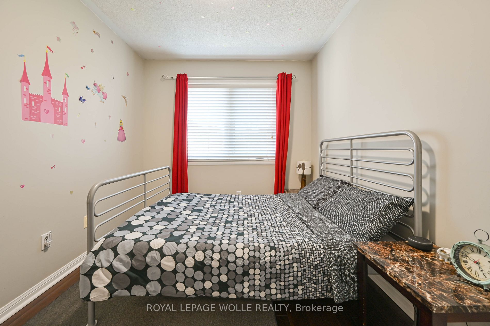 19 Secord Cres