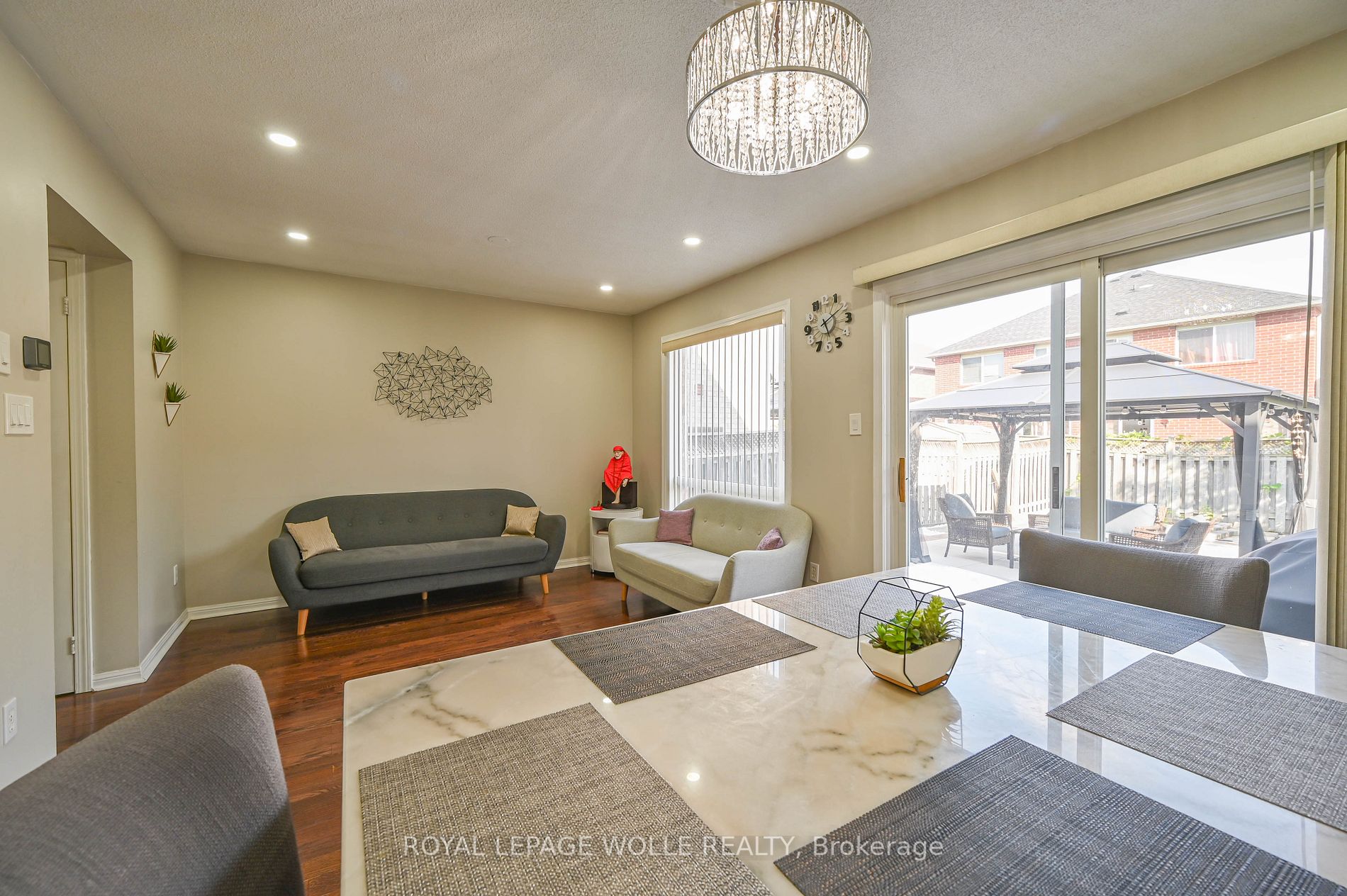 19 Secord Cres