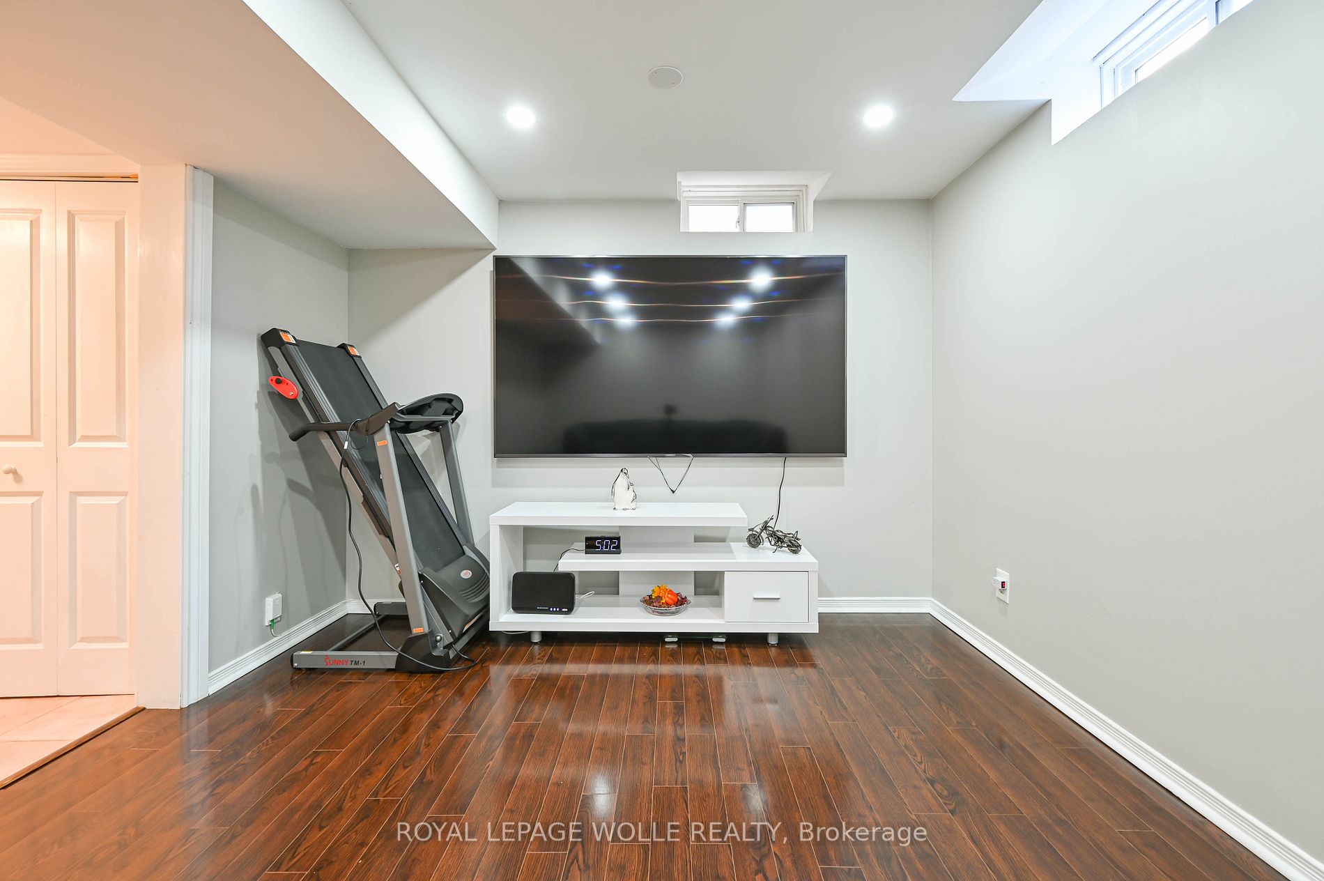 19 Secord Cres