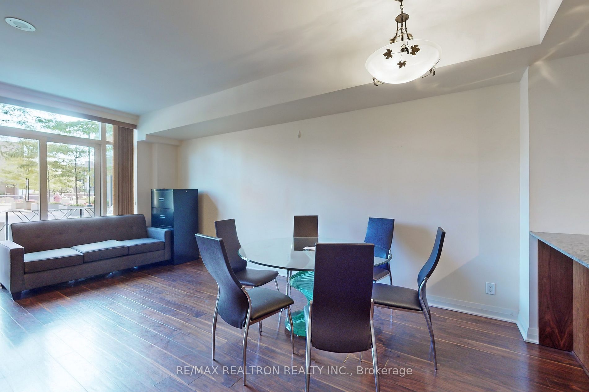 5 Valhalla Inn Rd, #Th-108