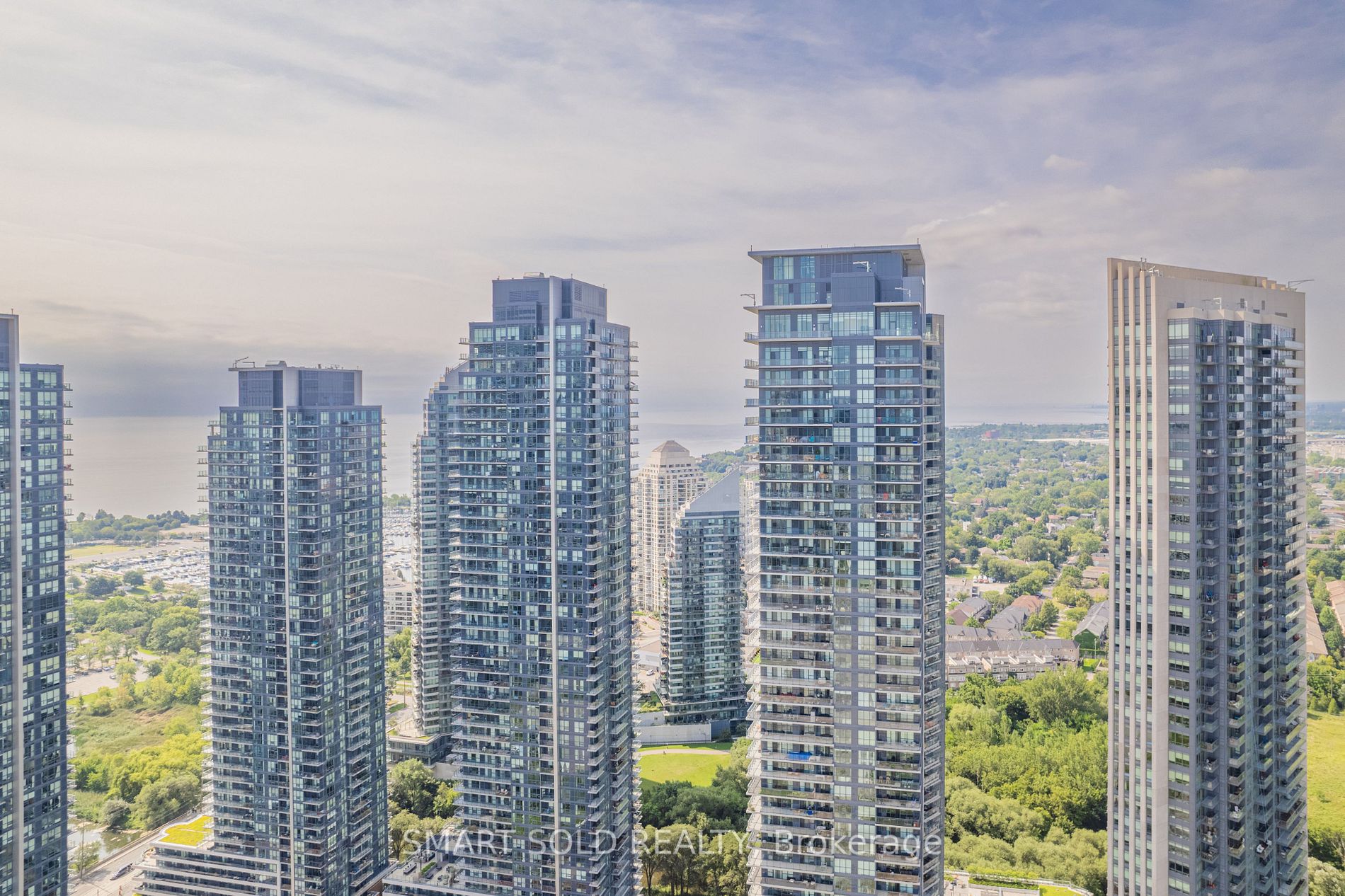 10 Park Lawn Rd, #427