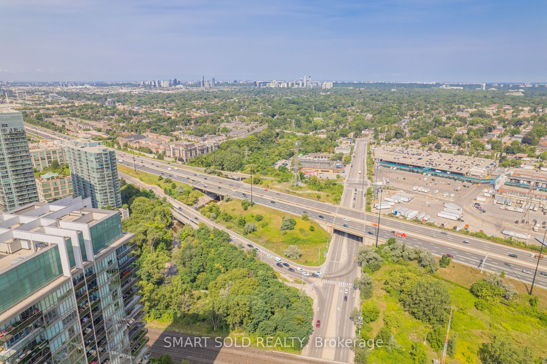 10 Park Lawn Rd, #427