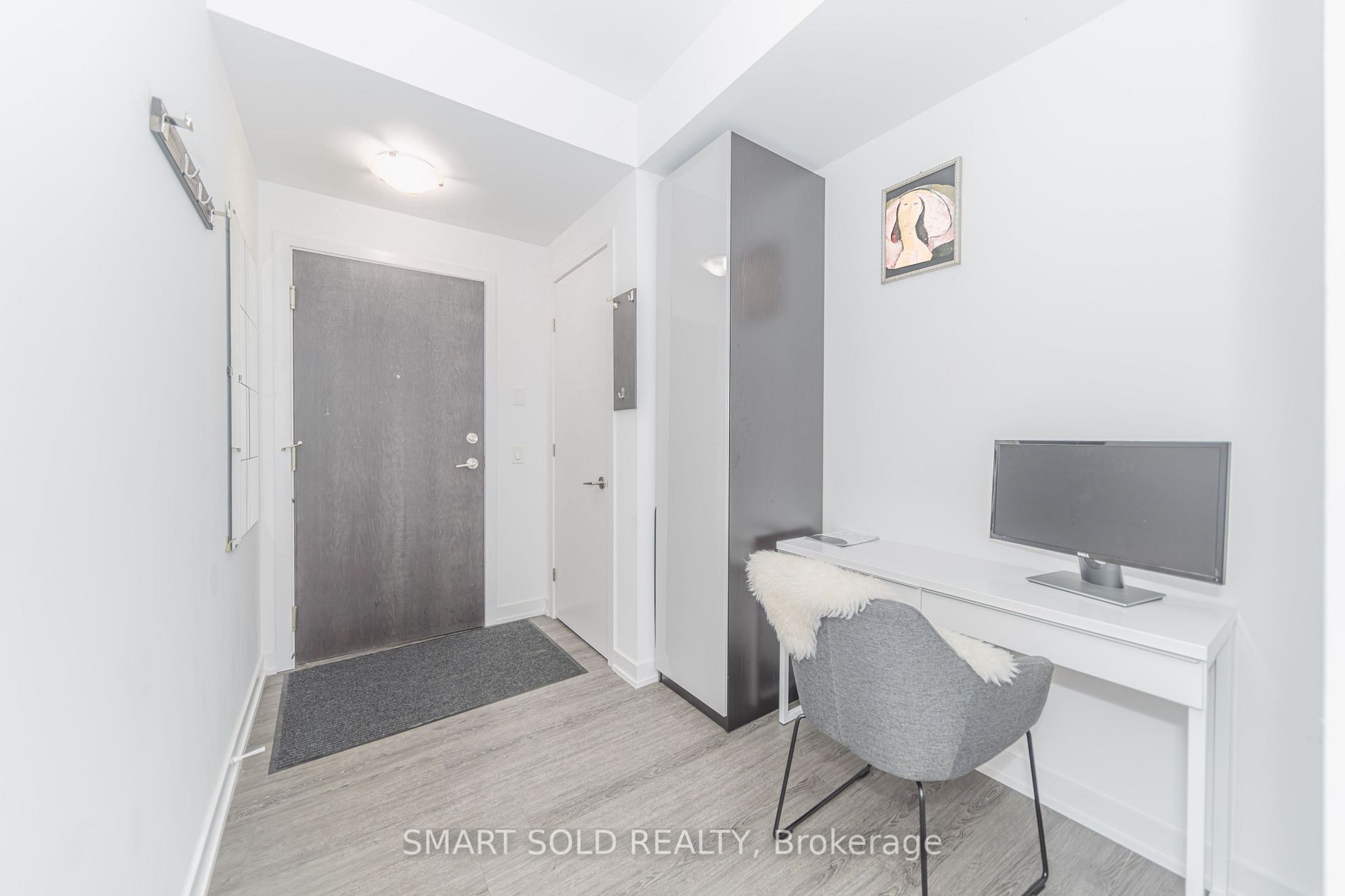 10 Park Lawn Rd, #427
