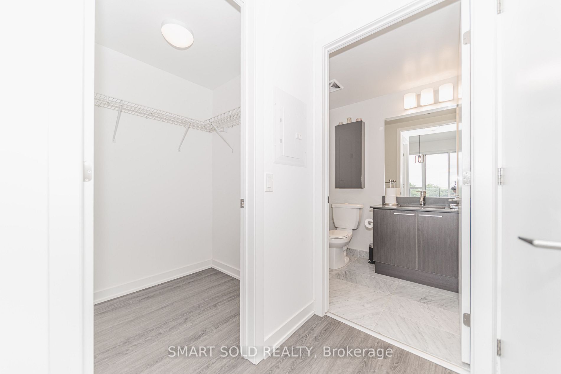 10 Park Lawn Rd, #427
