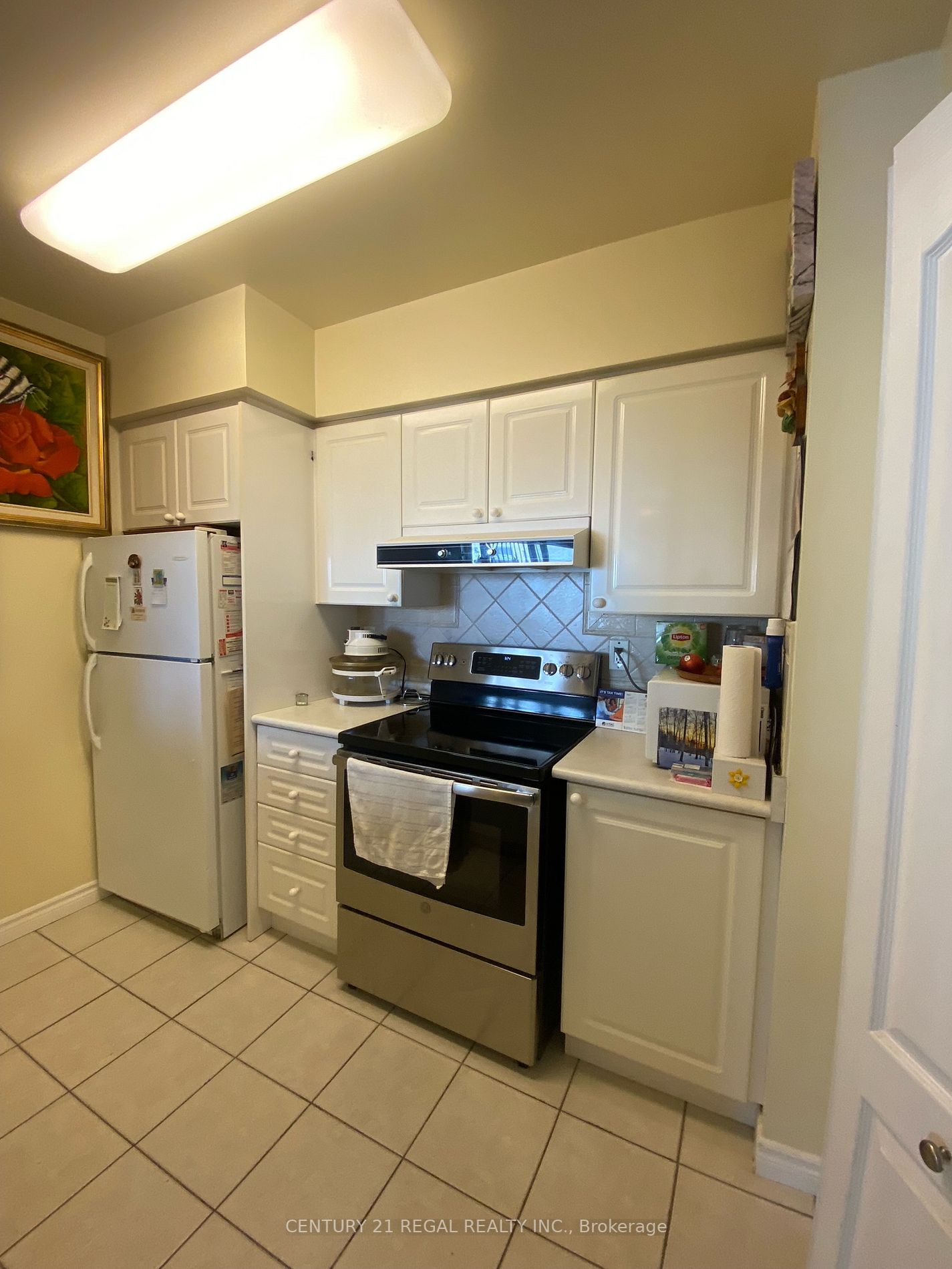 2088 Lawrence Ave W, #1001