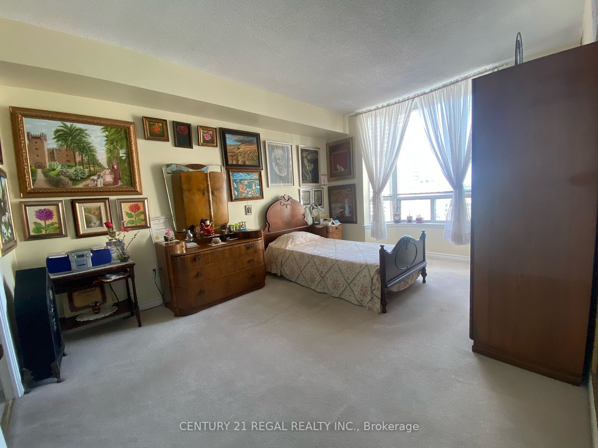 2088 Lawrence Ave W, #1001
