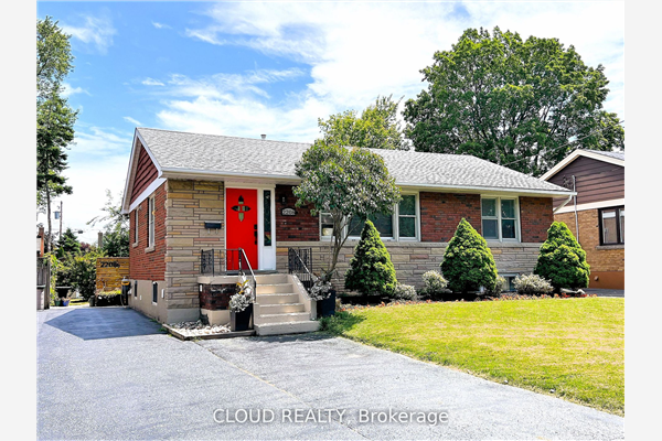 2208 Prospect St, Burlington
