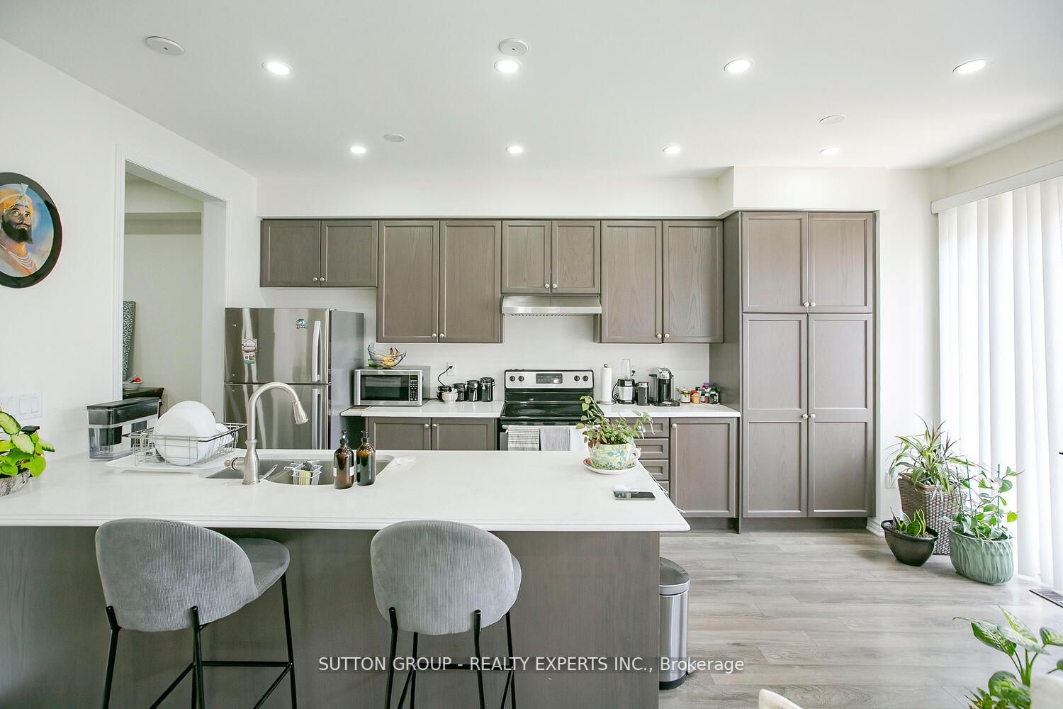 83 Maple Cider St