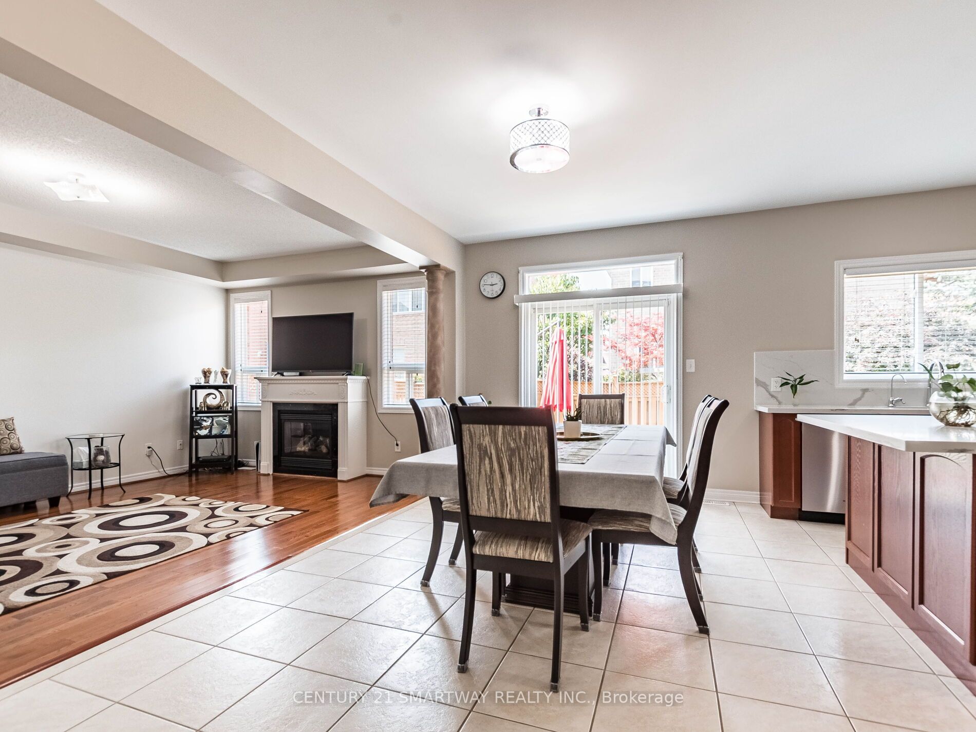 32 Ocean Ridge Dr