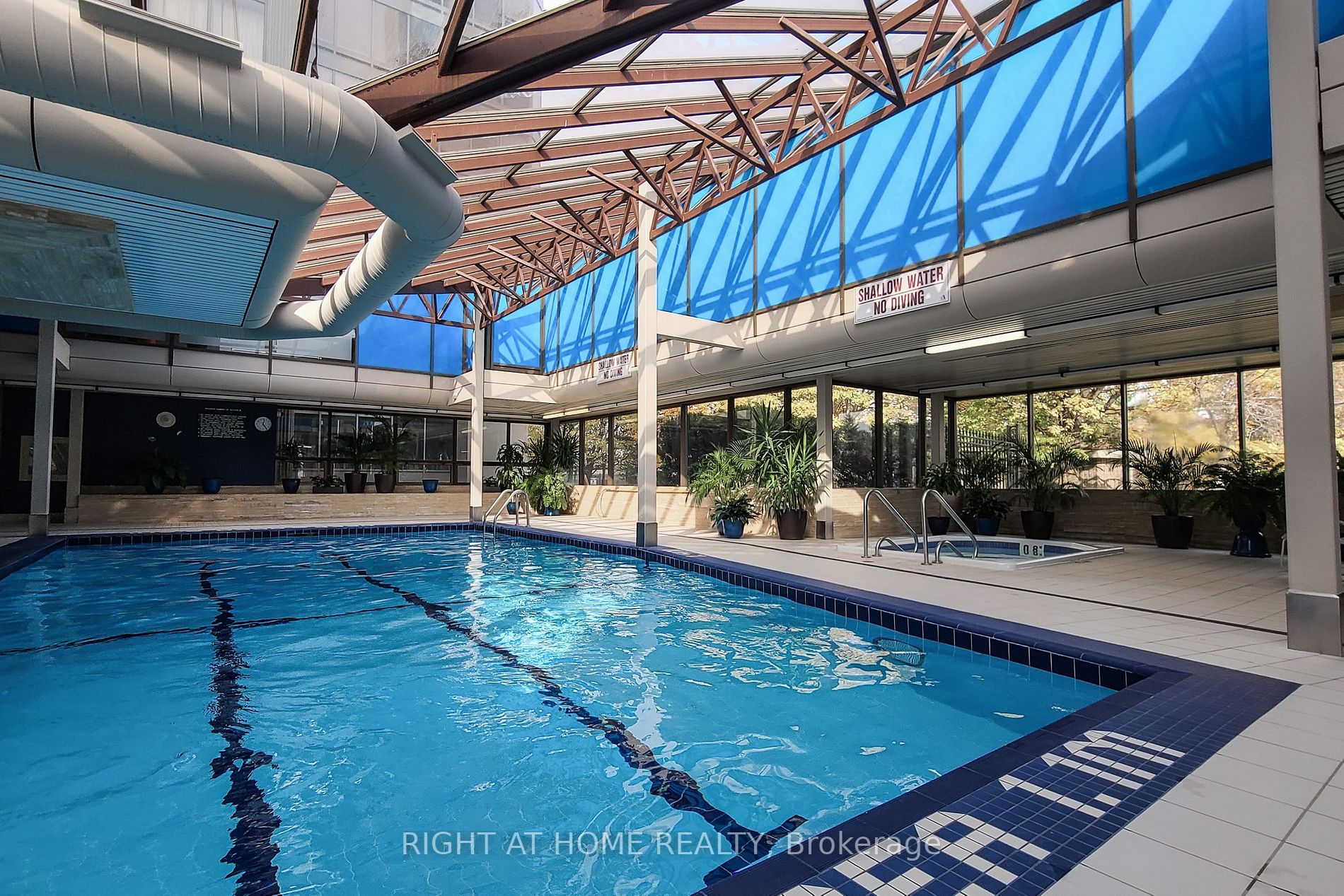 2045 Lake Shore Blvd W, #507