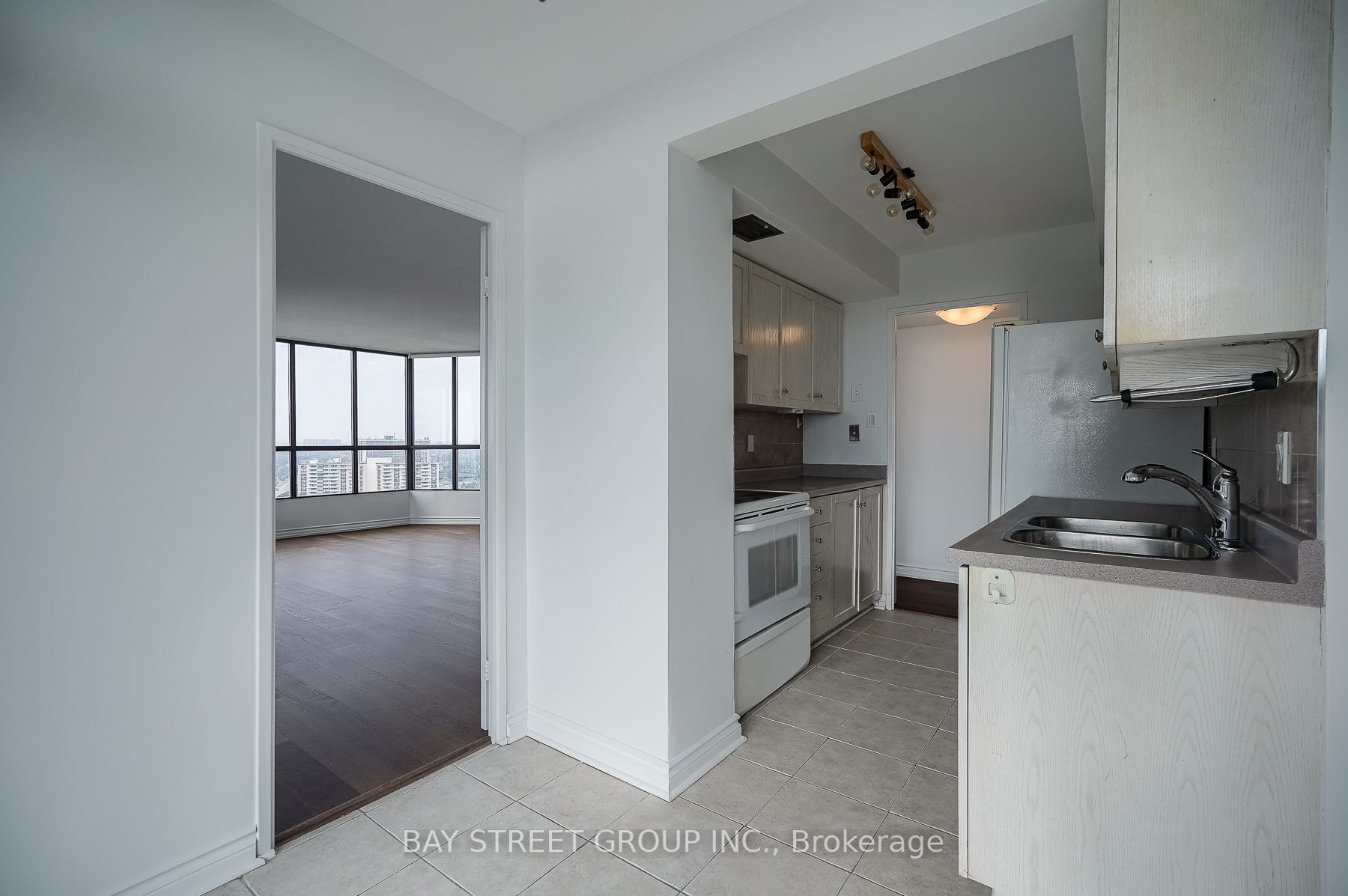 Listing W6762442 - Large Photo # 17