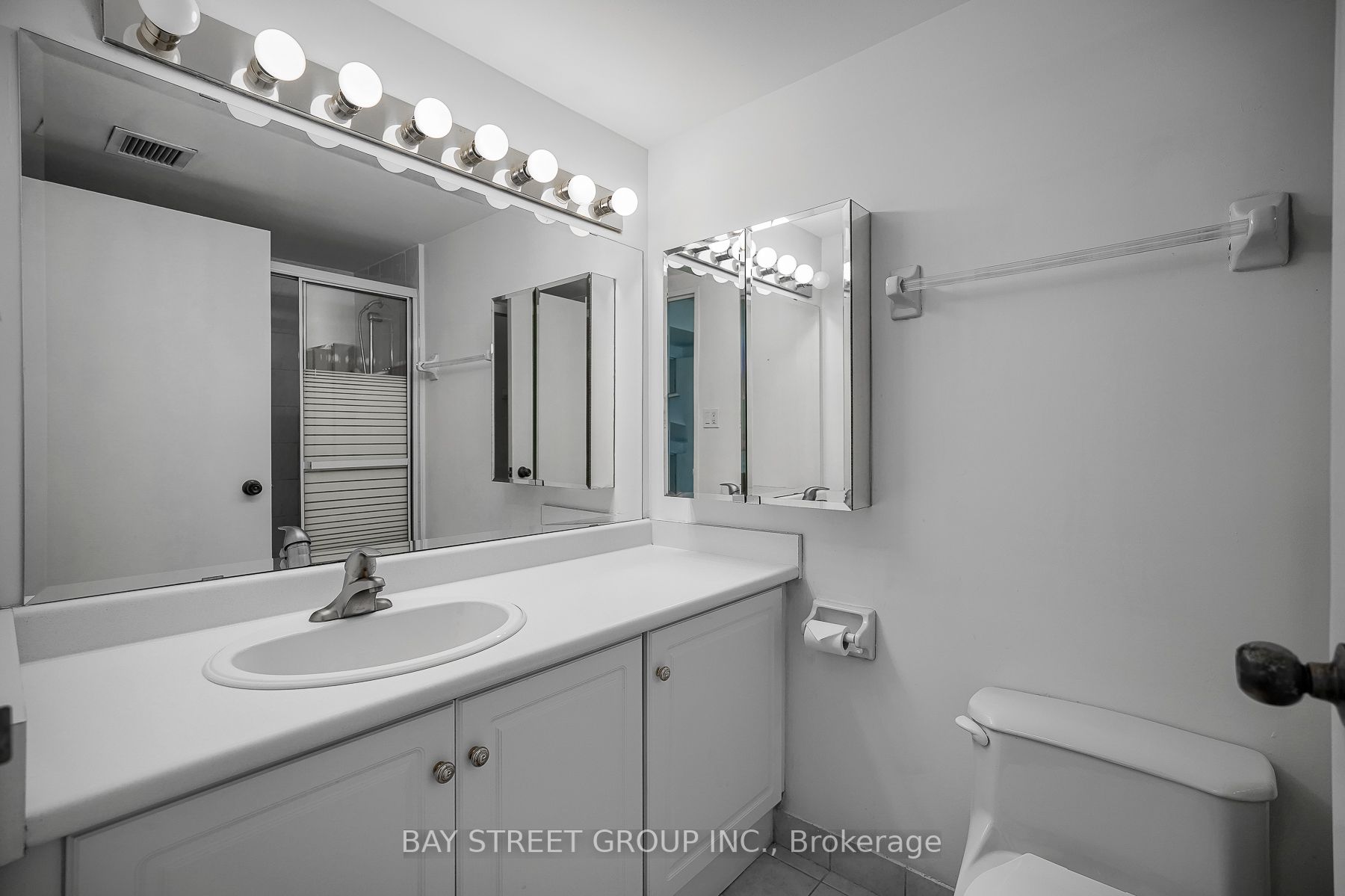 Listing W6762442 - Large Photo # 24