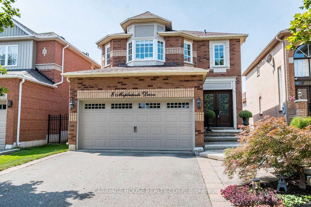8 Mapleshade Dr