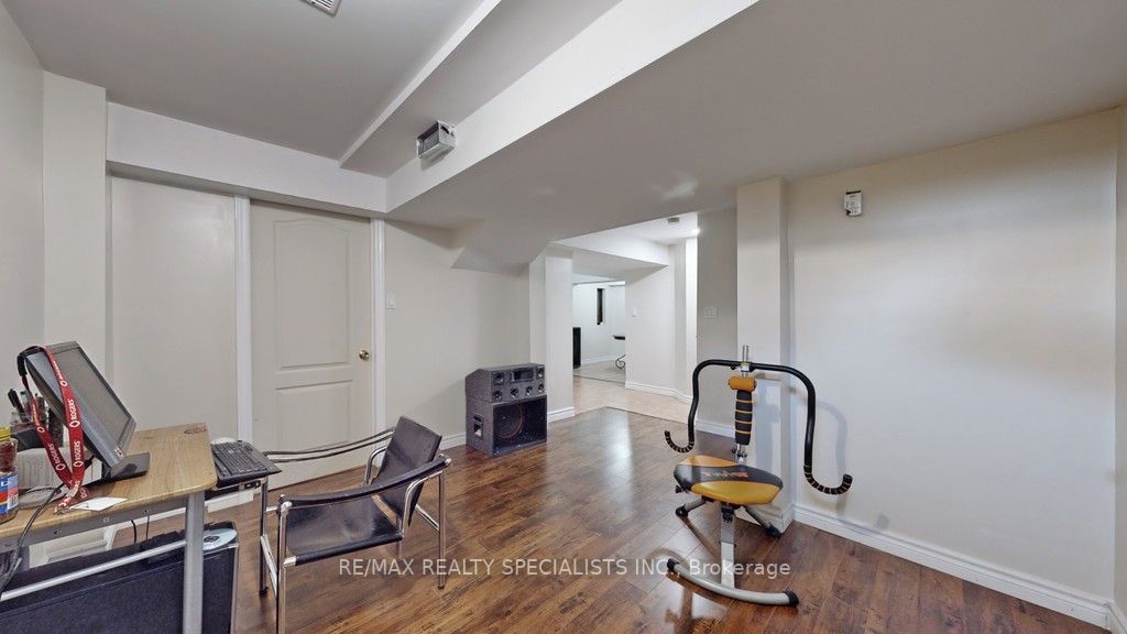 21 Silver Egret Rd