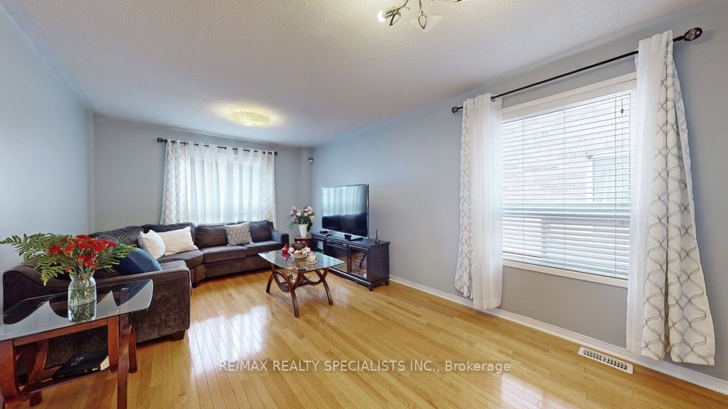 21 Silver Egret Rd