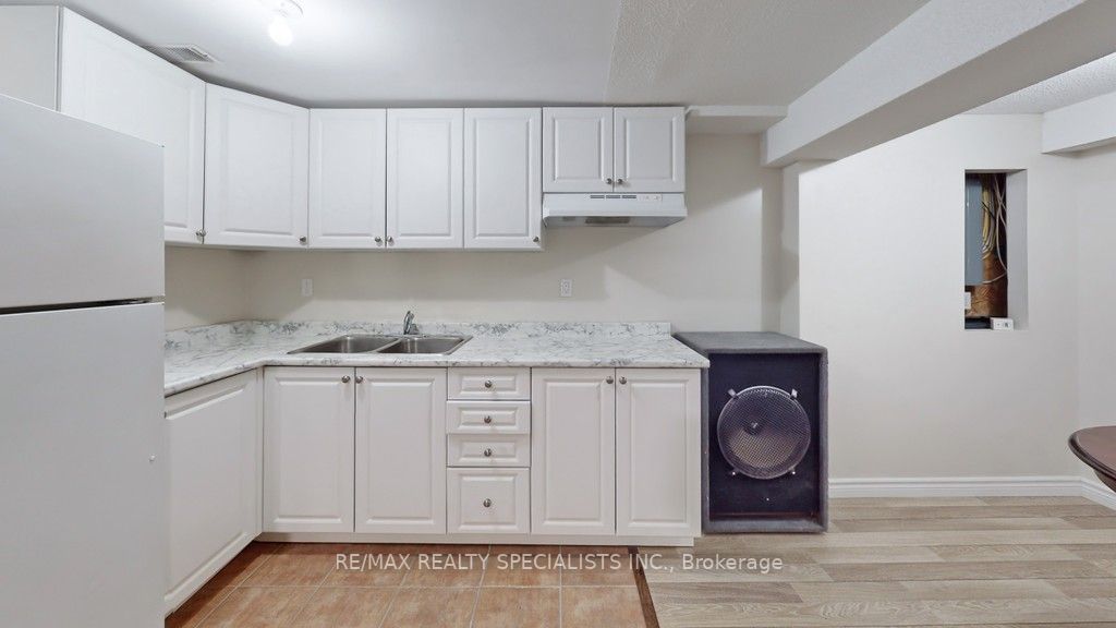 21 Silver Egret Rd