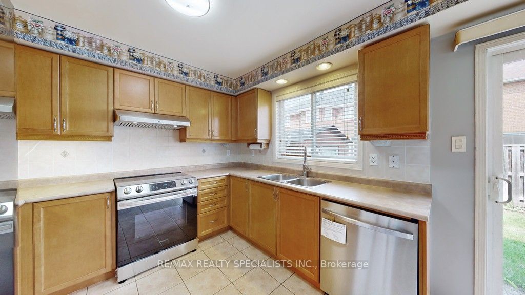 21 Silver Egret Rd