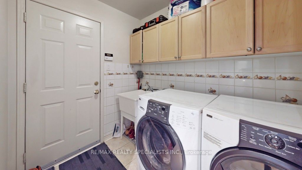 21 Silver Egret Rd