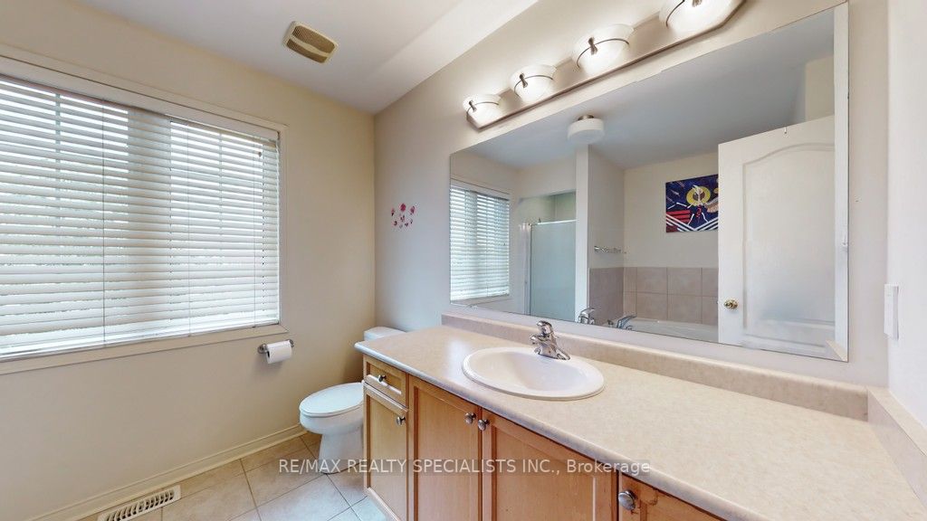 21 Silver Egret Rd