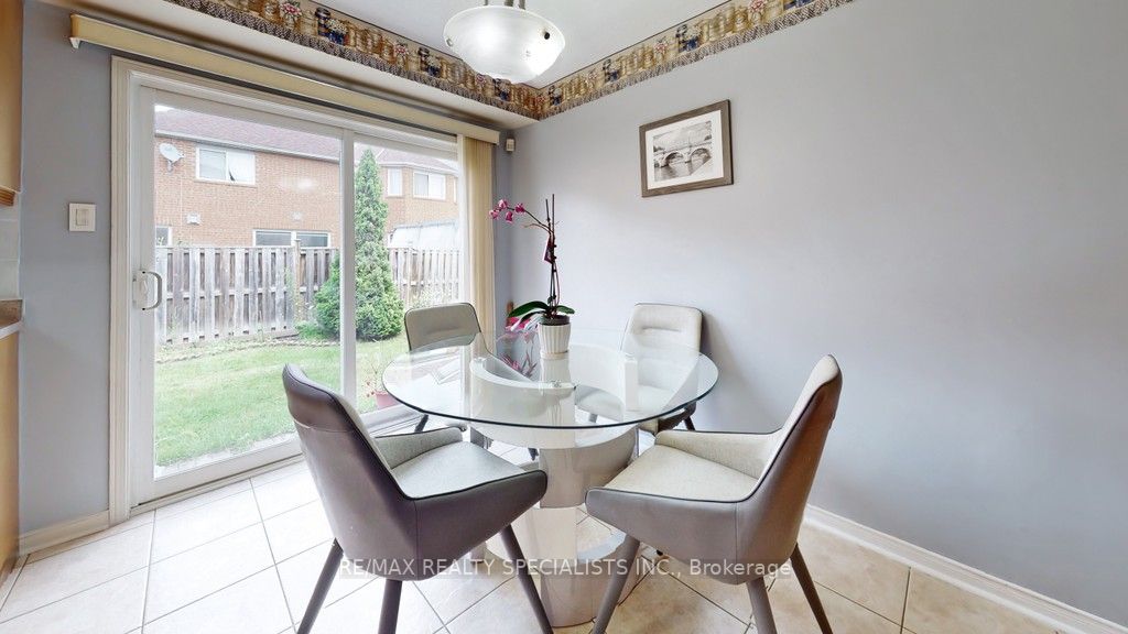 21 Silver Egret Rd