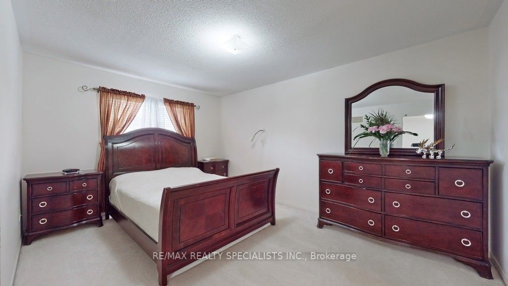 21 Silver Egret Rd