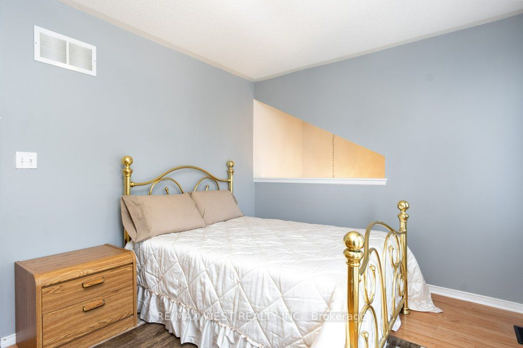 31 Knoll Haven Circle