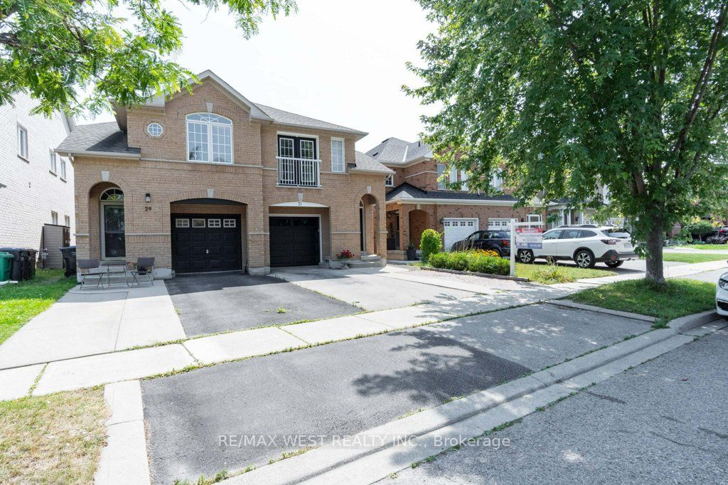 31 Knoll Haven Circle