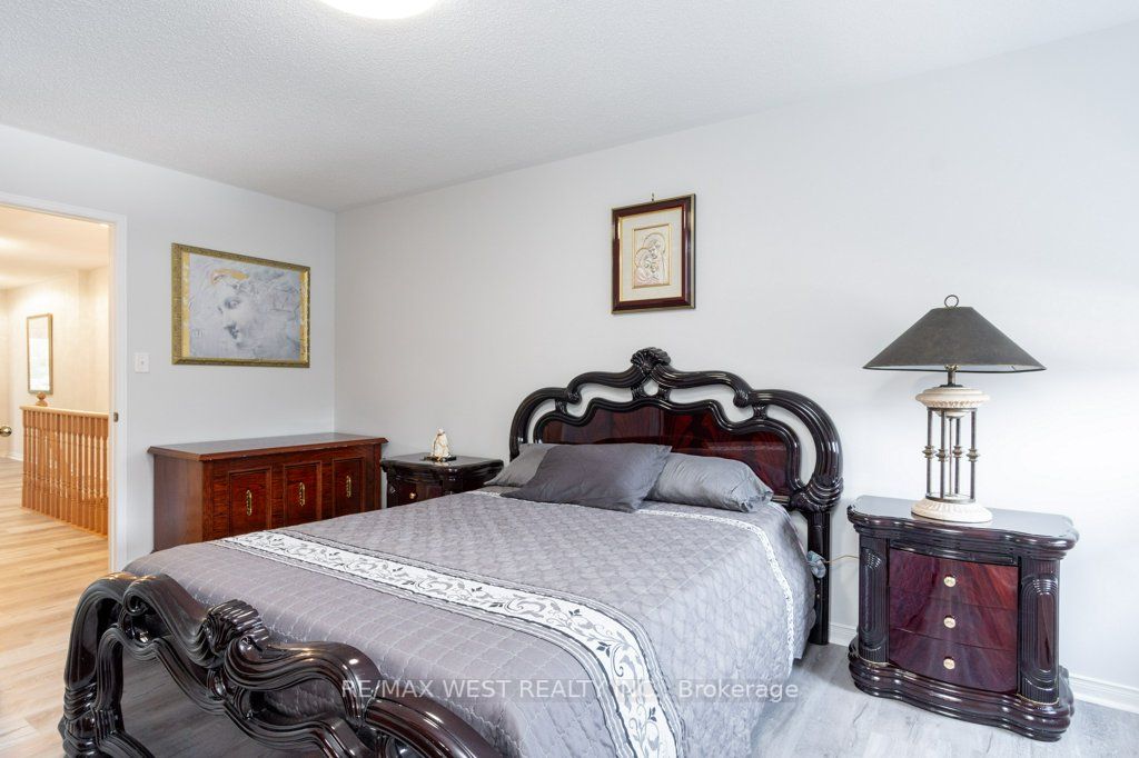31 Knoll Haven Circle