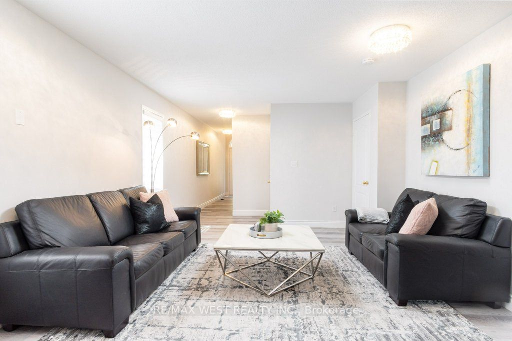 31 Knoll Haven Circle