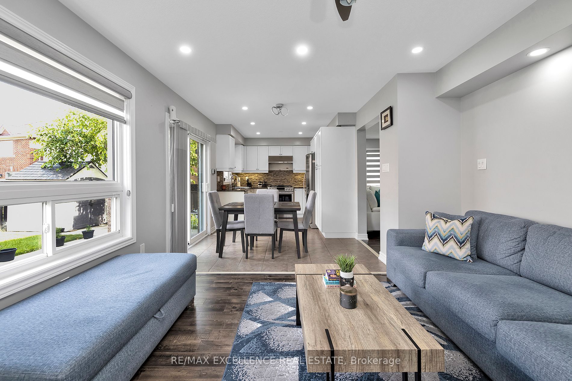 126 Bushmill Circ E