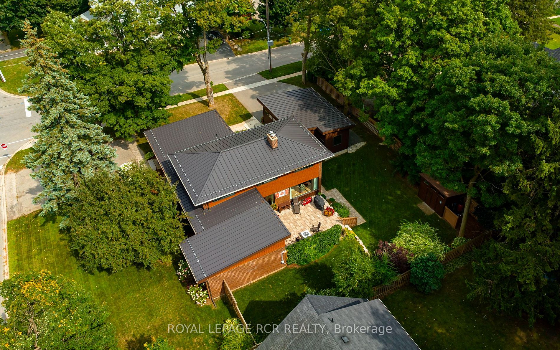 20 Faulkner St