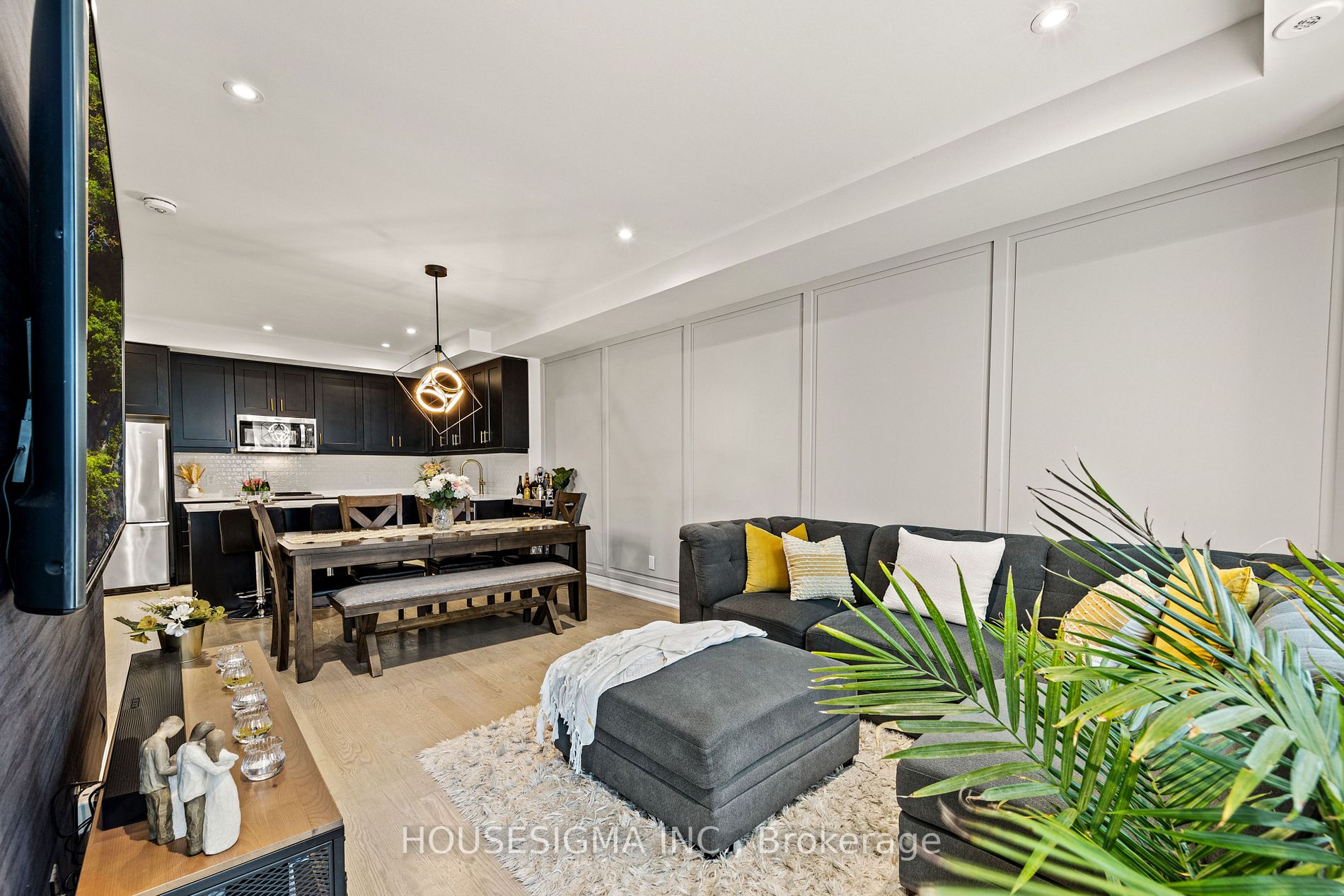 1190 Cawthra Road, #602