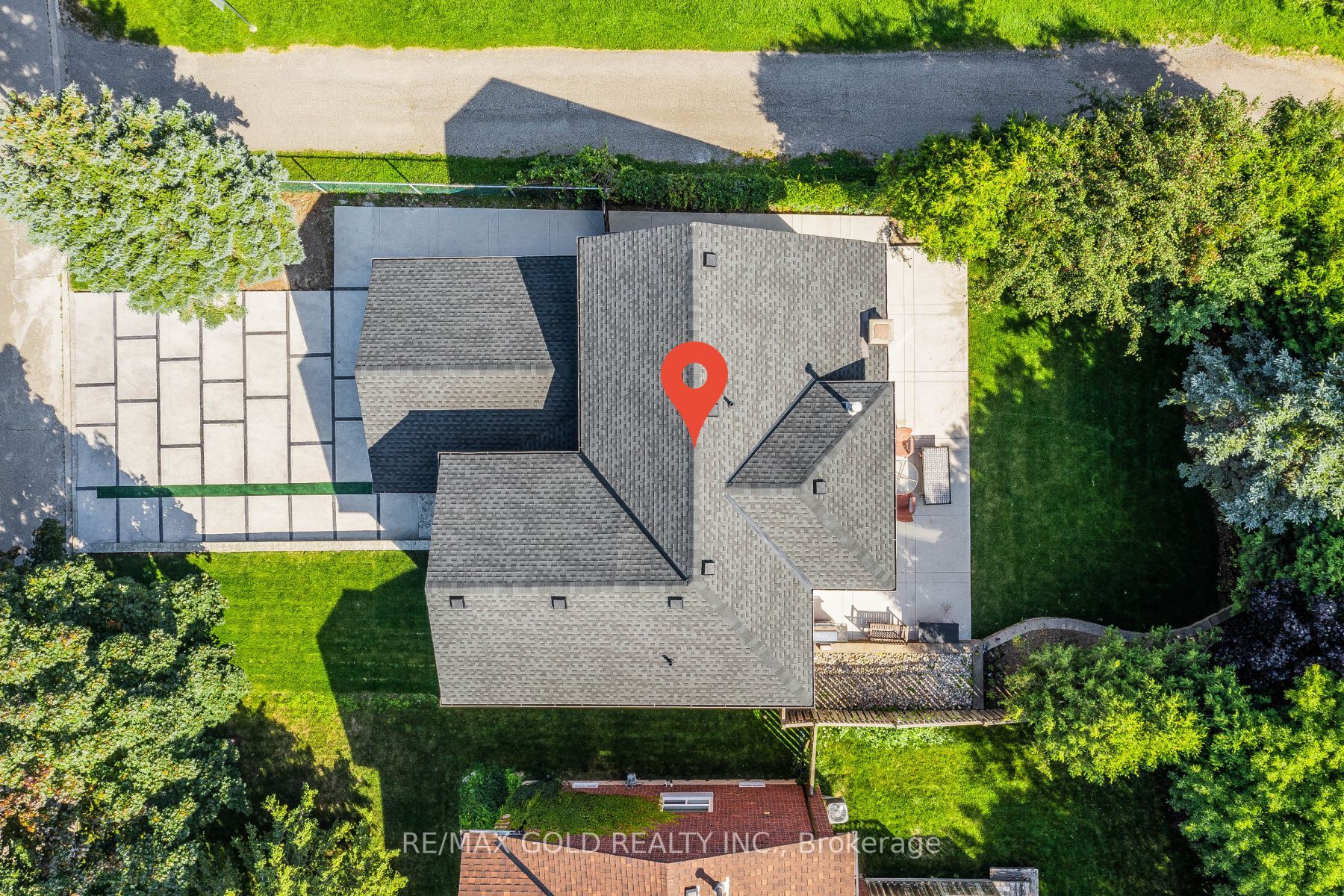 123 Meadow Dr