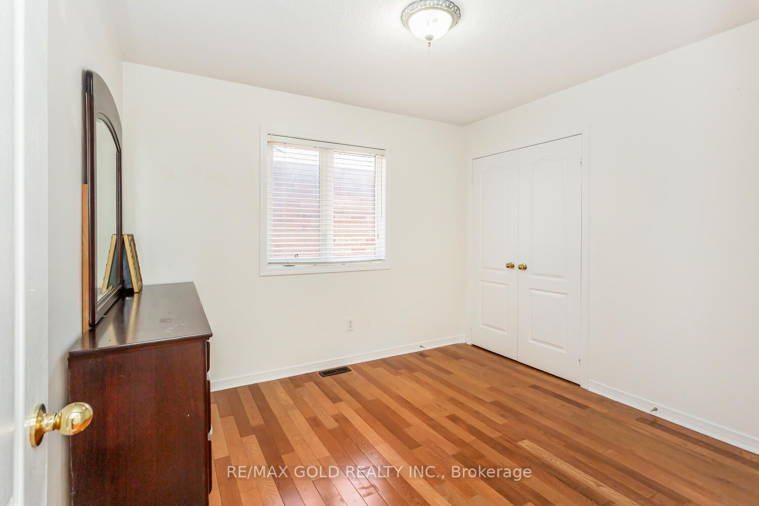 55 Cobblehill Cres