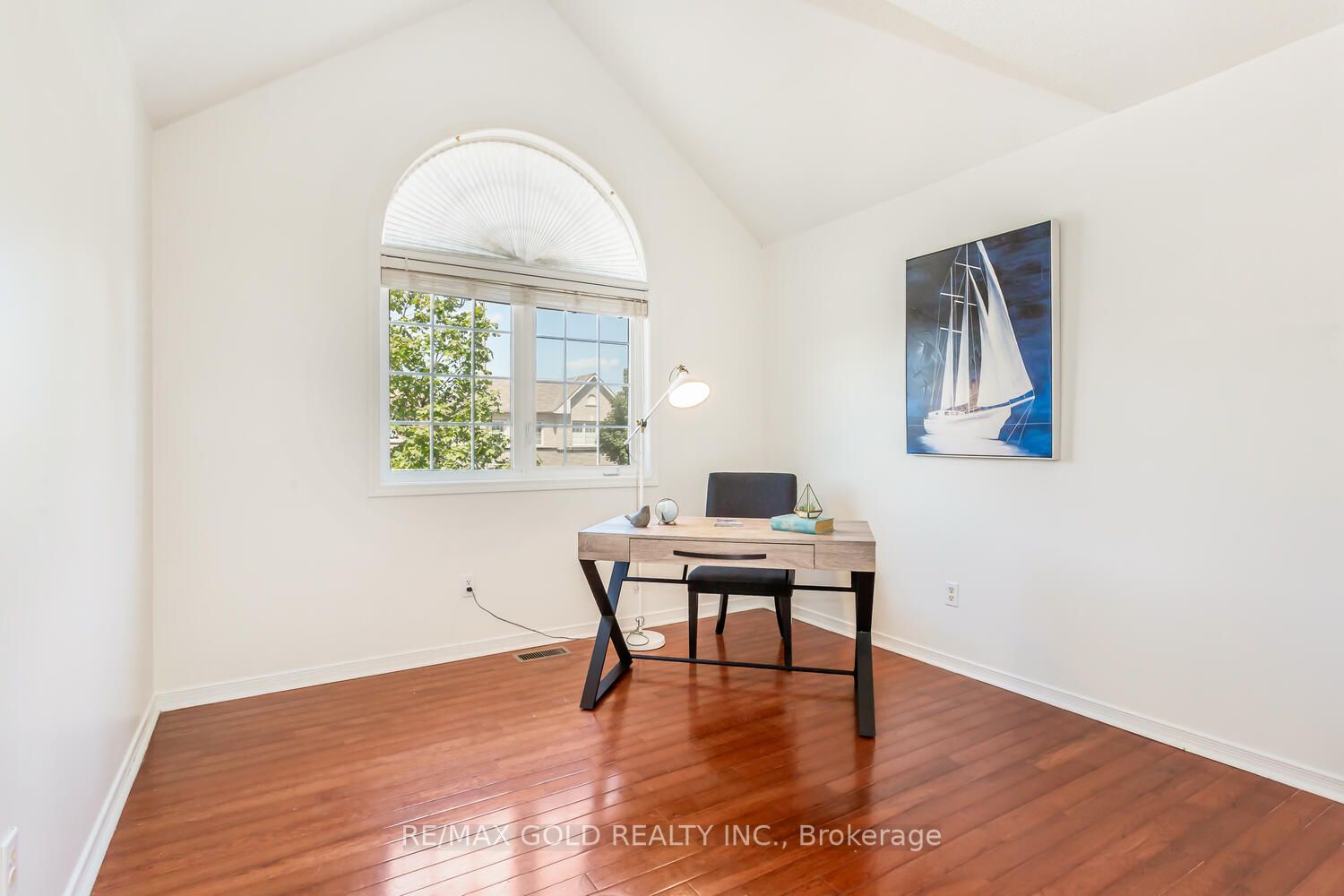 55 Cobblehill Cres