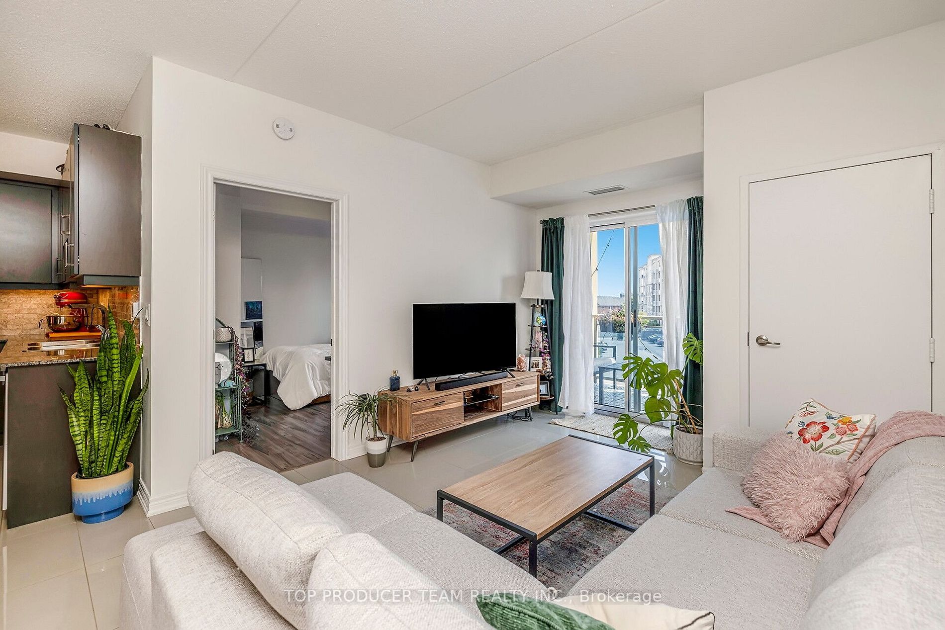 Listing W6763382 - Large Photo # 3