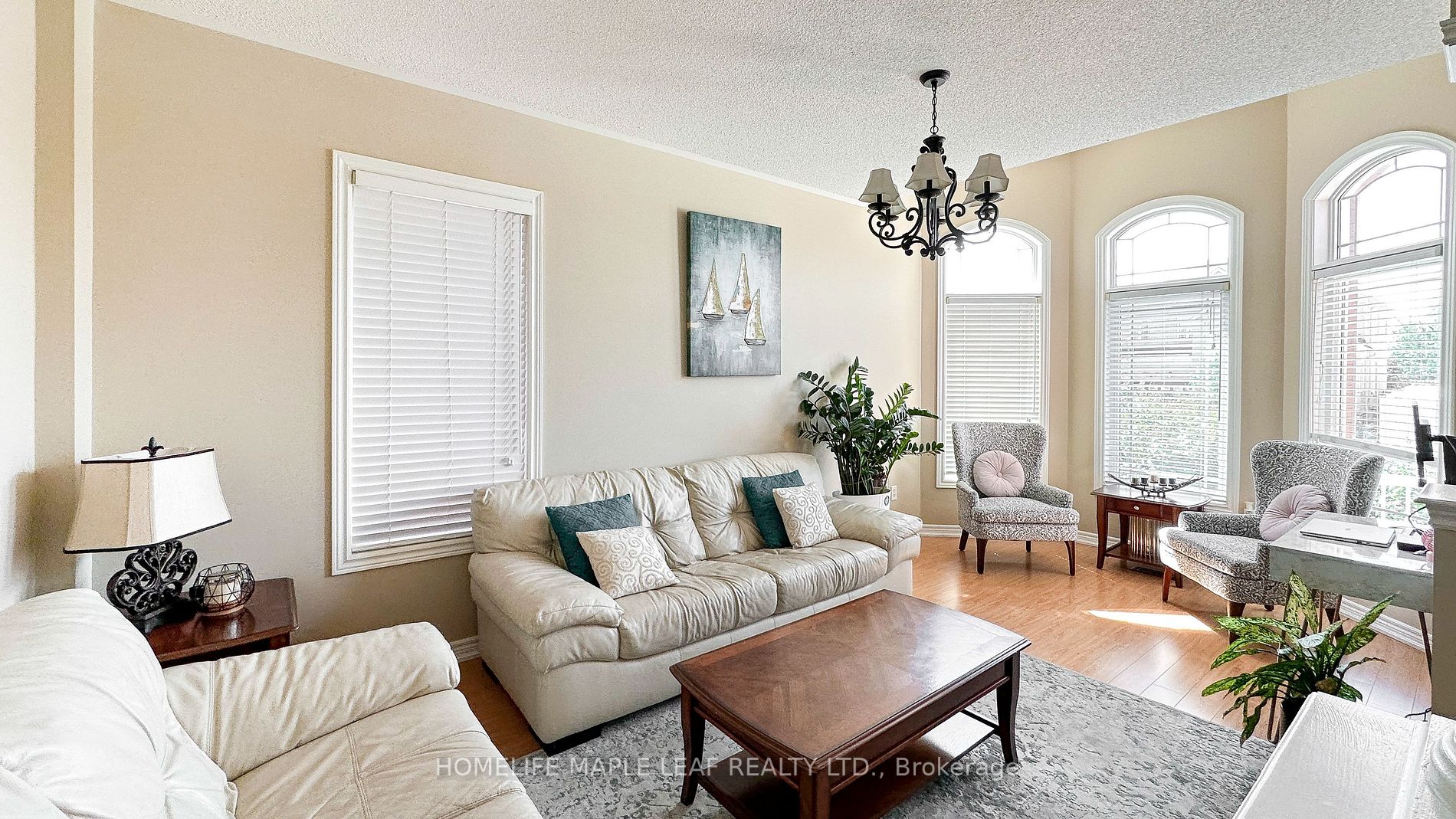 333 Queen Mary Dr