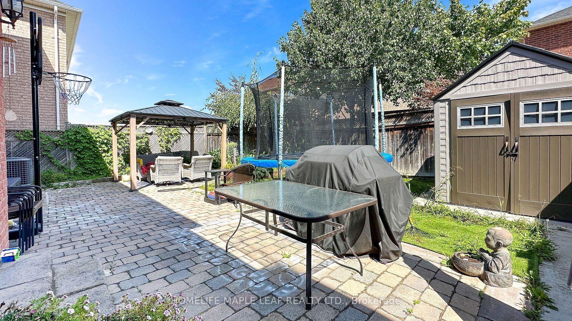 333 Queen Mary Dr
