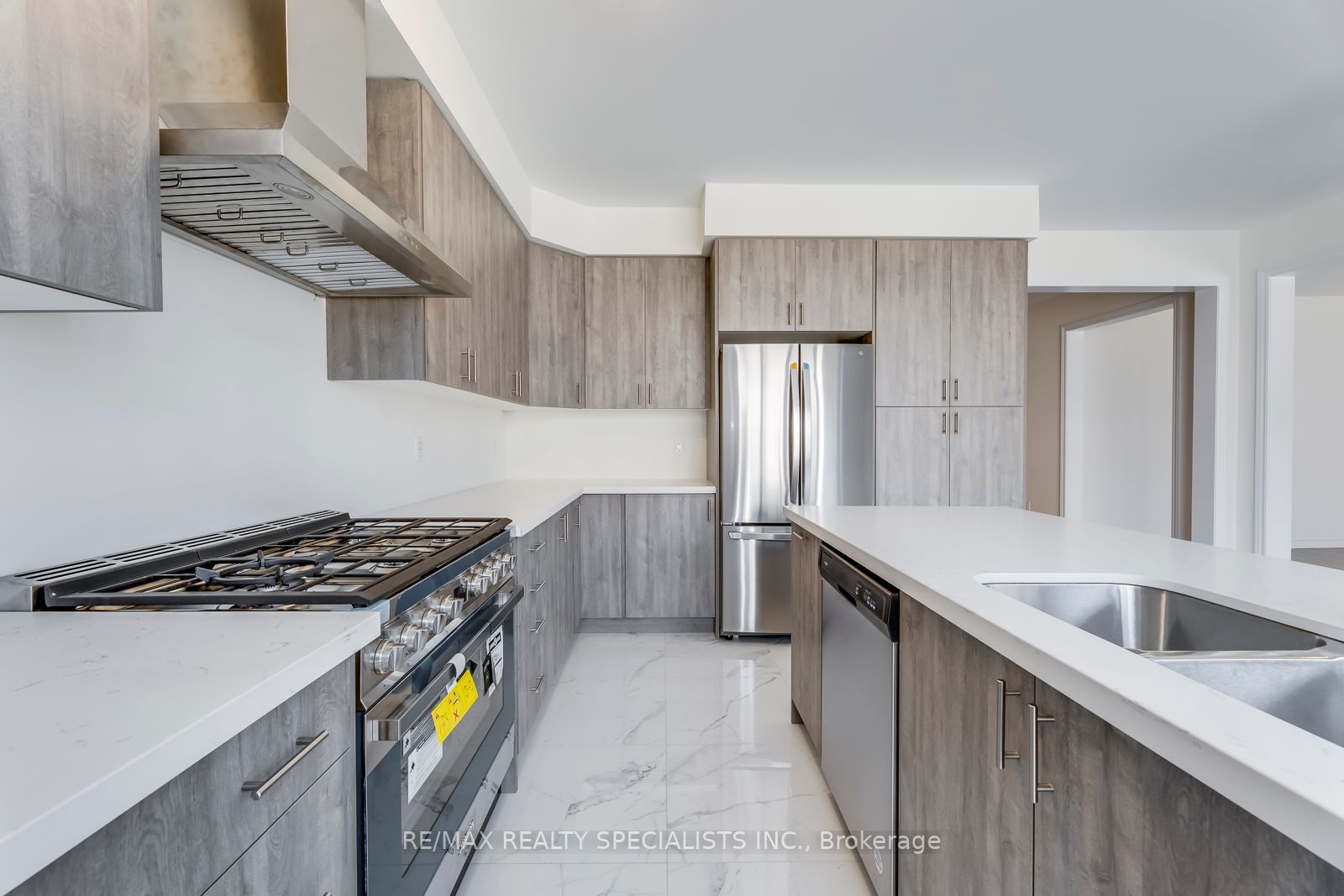 6 Vincena Road