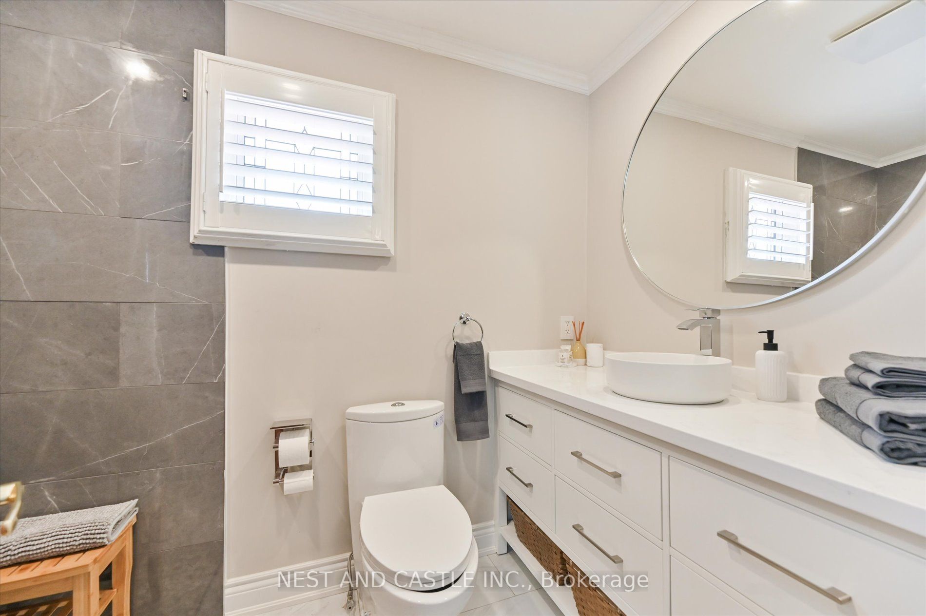 34 Carnforth Dr