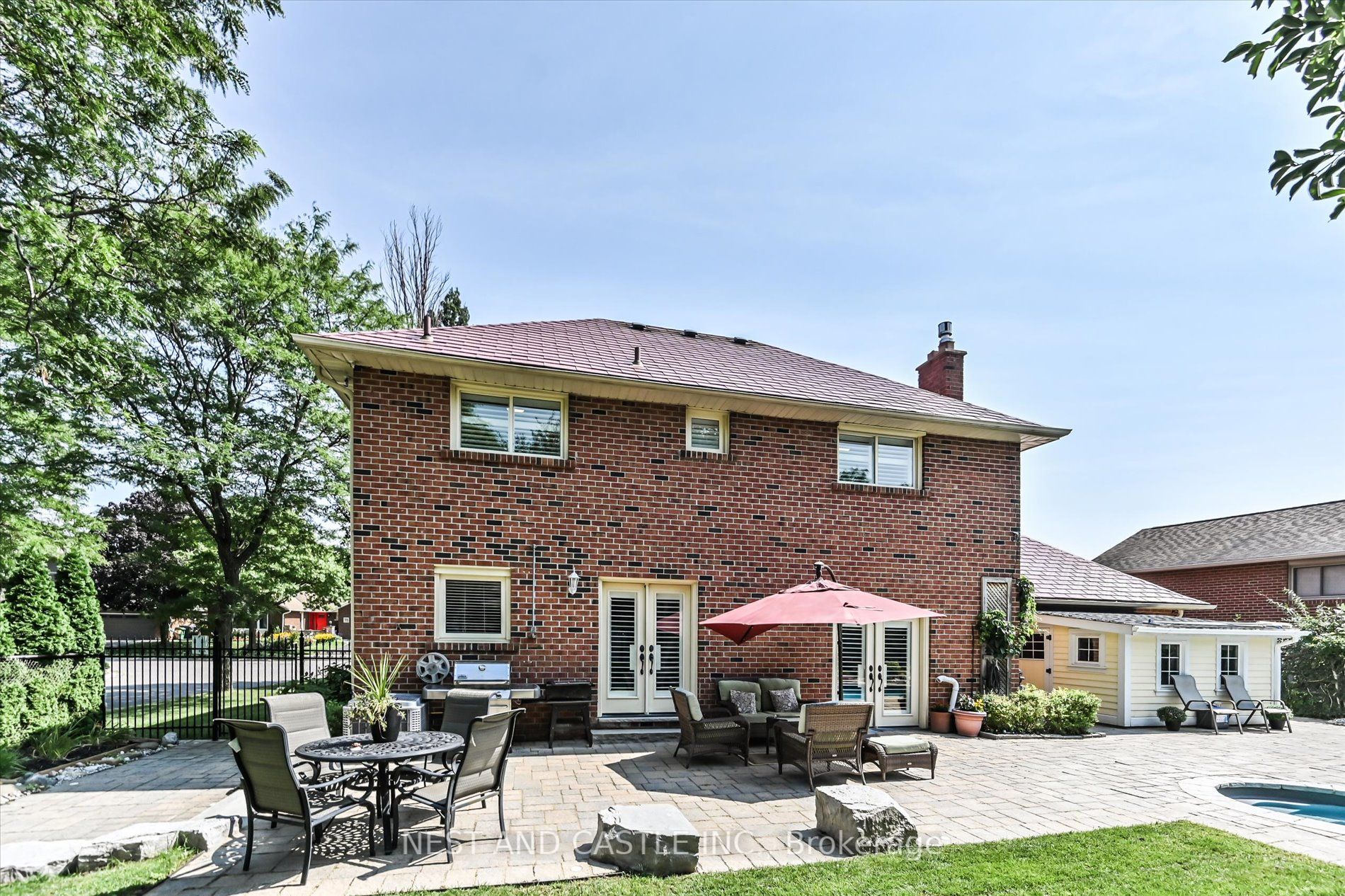 34 Carnforth Dr