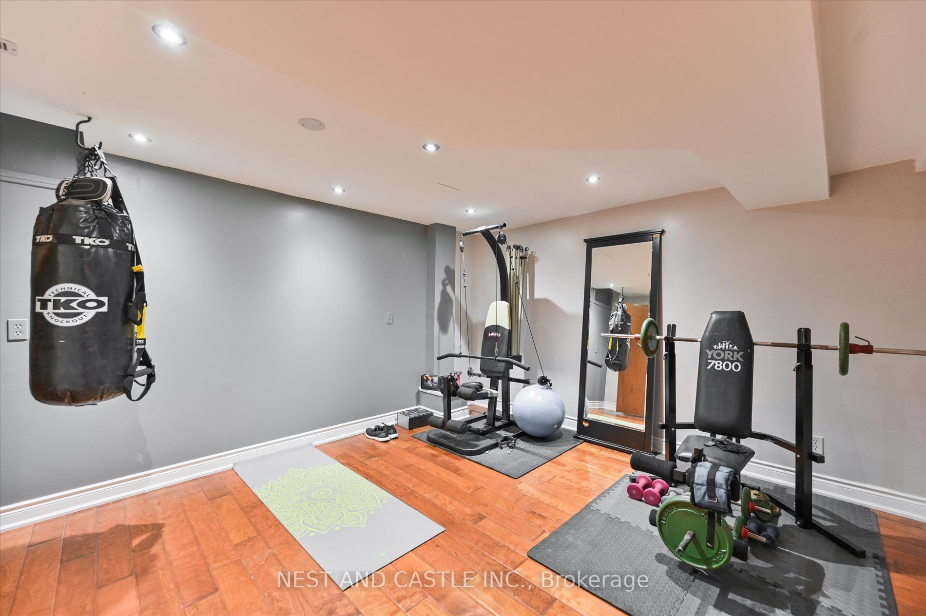 34 Carnforth Dr