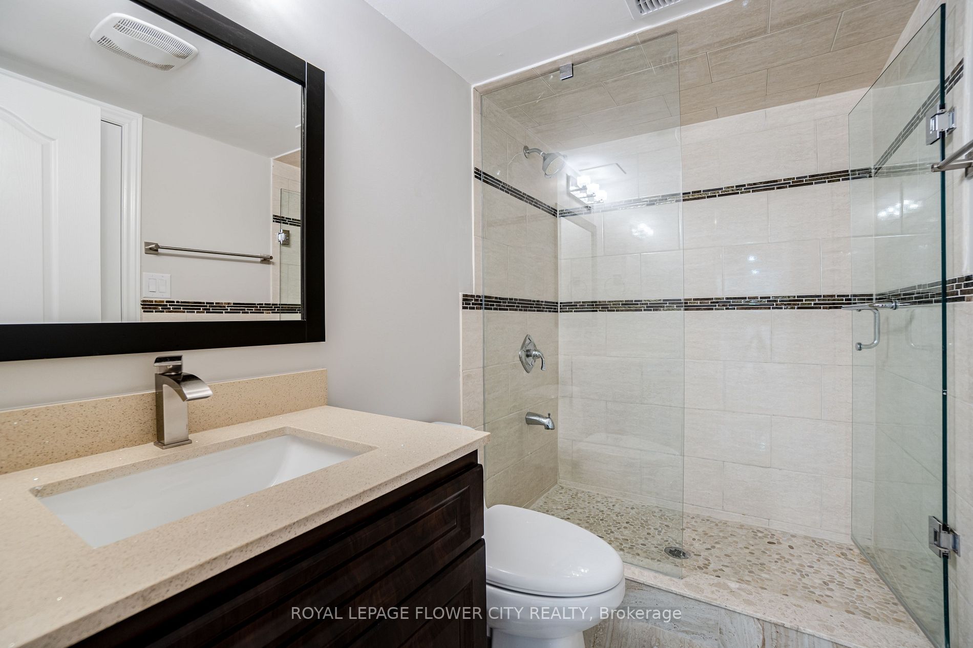 36 Louvain Dr